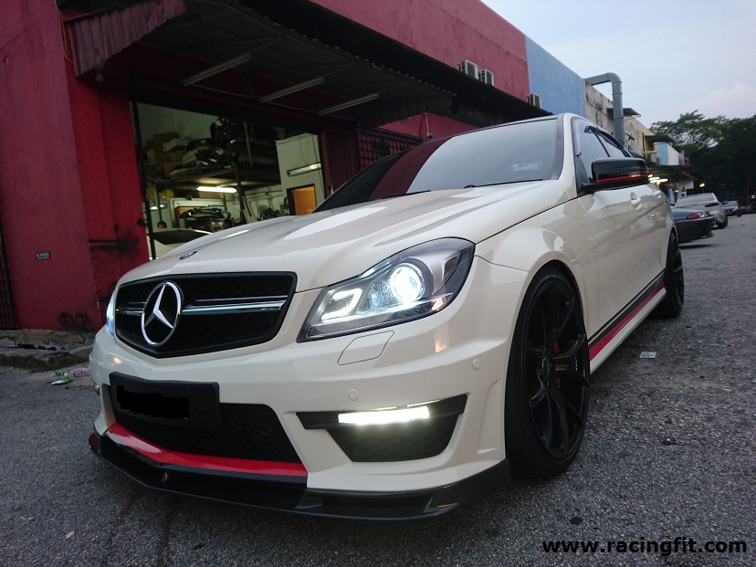 C-Class W204 C63 AMG Facelift Bodykit